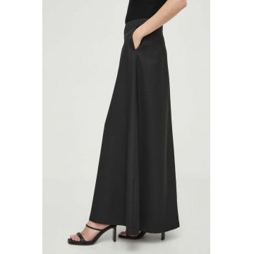 By Malene Birger fusta culoarea negru, maxi, evazati