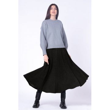 Fusta lunga in clini, din lana neagra Fusta lunga in clini, din lana neagra