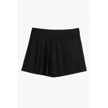 Fusta-pantalon cu detalii plisate