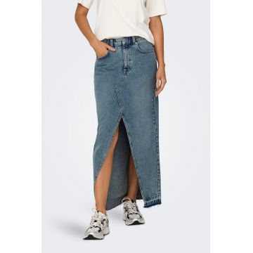 Fusta de denim cu slit frontal