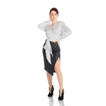 Fusta de piele ecologica cu slit lateral