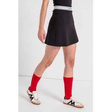 Fusta scurta cu croiala in A