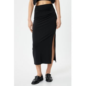 Fusta slim fit cu slit lateral
