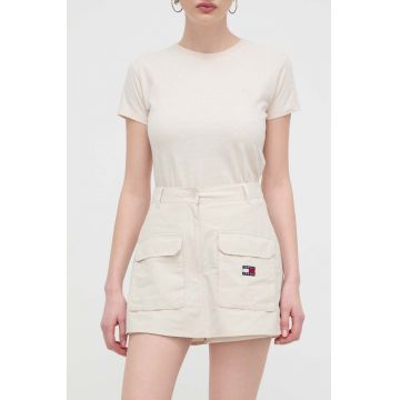 Tommy Jeans fustă pantaloni culoarea bej, mini, drept DW0DW17874