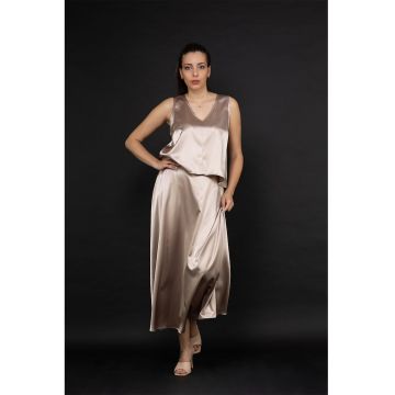 Fusta midi vaporoasa si satinata