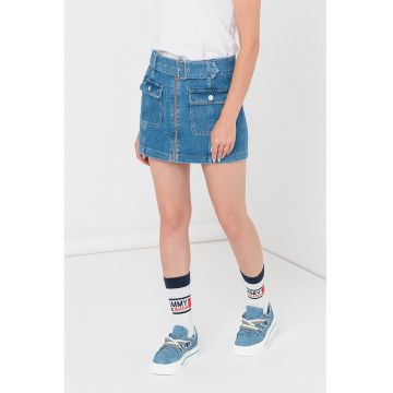 Fusta mini de denim cu buzunare aplicate