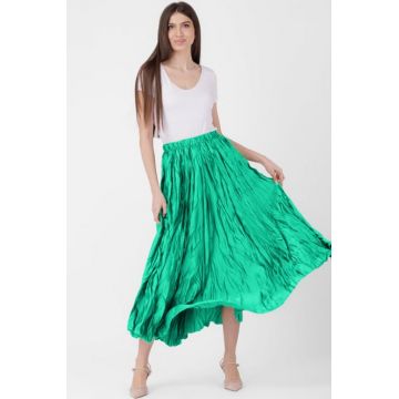 Fusta lunga, ampla, creponata, lucios-satinata, verde aqua