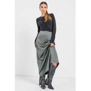 Fusta maxi cu aspect de satin si croiala pe bie