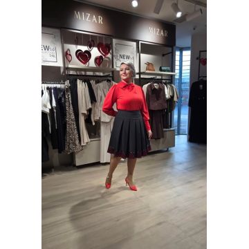 Fusta 804 pliuri rosu Letty