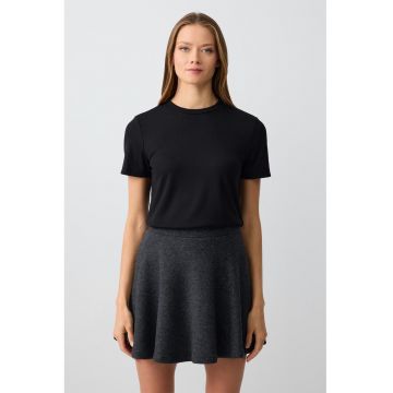 Fusta relaxed fit cu croiala pe bie