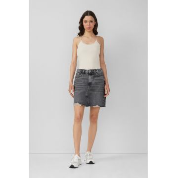 Fusta din denim cu aspect deteriorat
