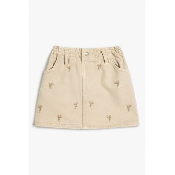 Fusta mini cu broderii florale