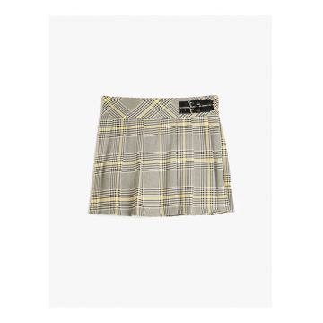 Fusta mini cu model uni si catarame laterale
