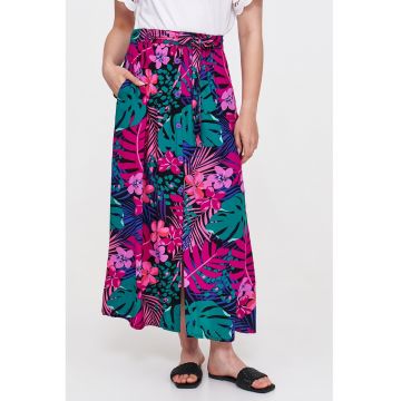 Fusta cu design tropical
