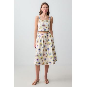 Fusta cu model floral si buzunare laterale