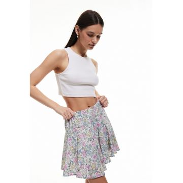 Fusta cu talie inalta si model floral