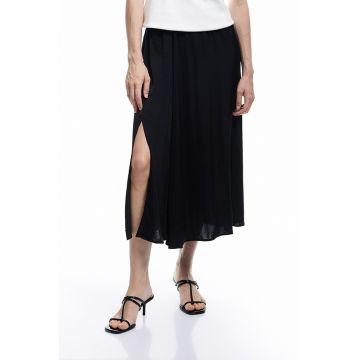 Fusta midi evazata cu slit lateral