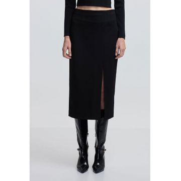 Fusta midi uni cu slit frontal