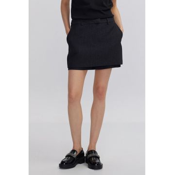 Fusta-pantalon mini cu insertii stralucitoare