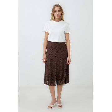 Rochie midi evazata din dantela