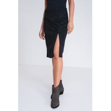 Fusta scurta de piele intoarsa ecologica cu slit frontal