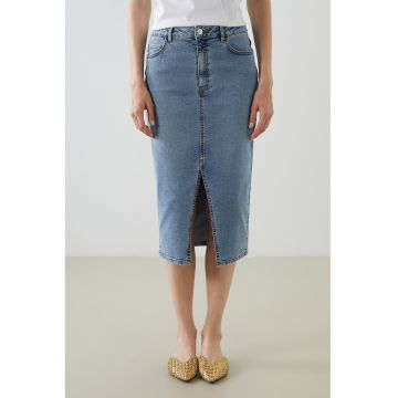 Fusta slim-fit din denim