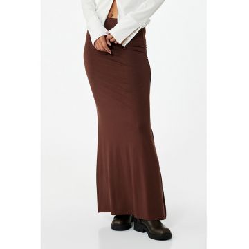 Fusta uni maxi