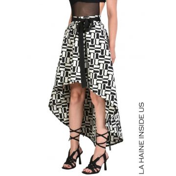 Fusta asimetrica cu buzunare si imprimeu geometric - prindere prin fermoar spate