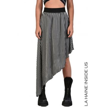 Fusta asimetrica din satin - cu inchidere fermoar la spate si talie elastica