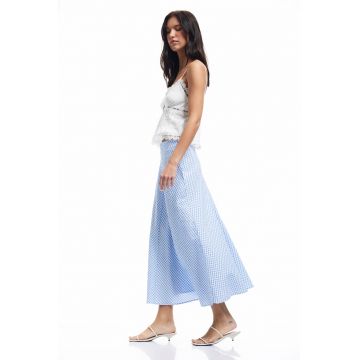 Fusta cu croiala pe bie si model in carouri