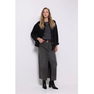 Fusta de denim cu slit frontal