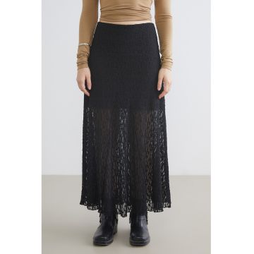 Fusta din dantela cu talie inalta