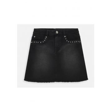 Fusta din denim cu terminatie franjurata