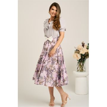 Fusta DY Fashion midi roz din voal in clos cu print maro si funda in talie Fusta DY Fashion midi roz din voal in clos cu print maro si funda in talie