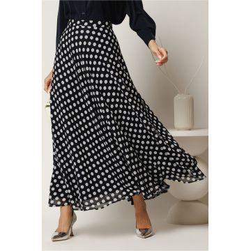 Fusta lunga bleumarin din voal cu buline in clos Fusta lunga bleumarin din voal cu buline in clos