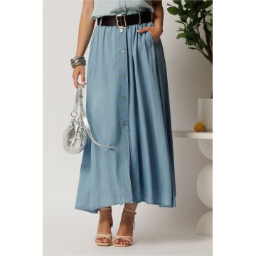 Fusta midi albastra din denim in clos cu nasturi si curea Fusta midi albastra din denim in clos cu nasturi si curea