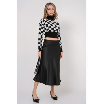 Fusta midi -  croiala in forma de A - neagra - satin