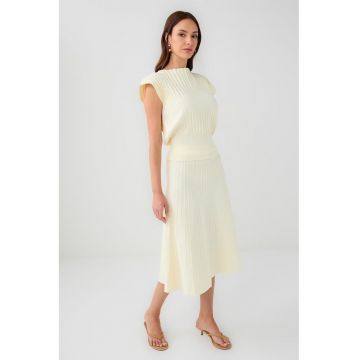 Fusta midi cu croiala in A