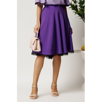 Fusta midi mov din viscoza in clos cu dantela la baza