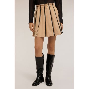 Fusta plisata cu model in doua tonuri