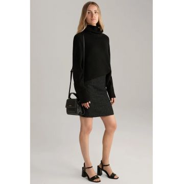 Fusta scurta cu insertii de paiete