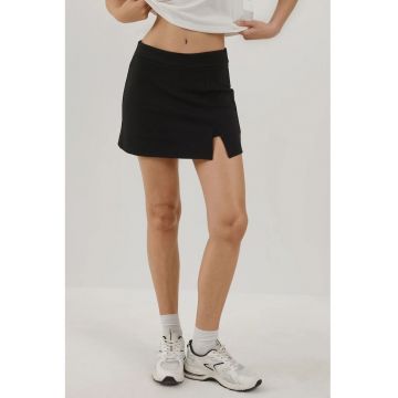 Fusta scurta -  mini fusta texturata - talie elastica - negru - textil