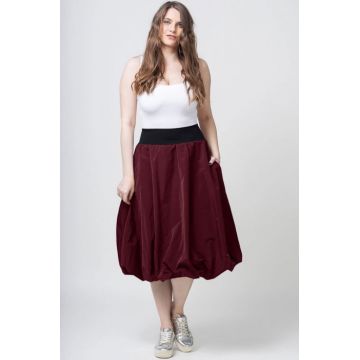 Fusta tip gogosar din tafta, visnie mata