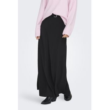 Fusta vaporoasa maxi