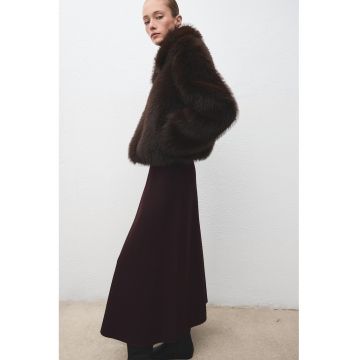 Fusta din amestec de lana cu croiala pe bie