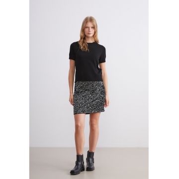 Fusta dreapta cu aplicatii din paiete