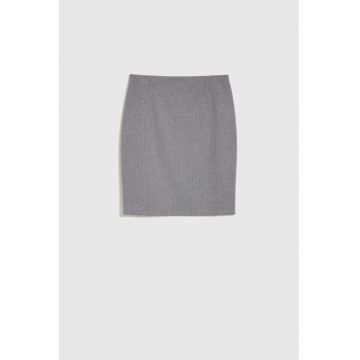 Fusta gri tip creion