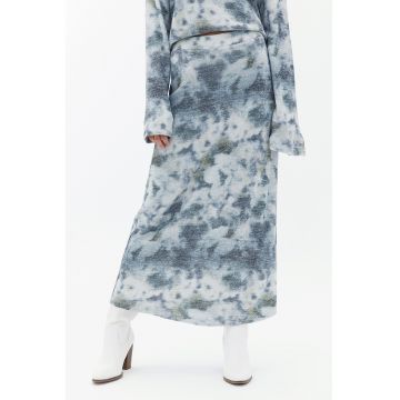 Fusta lunga cu talie medie