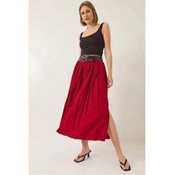 Fusta lunga texturata  cu inchidere cu catarama - rosie - poliester-bumbac