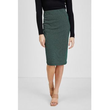 Fusta midi cu croiala cambrata si model in carouri